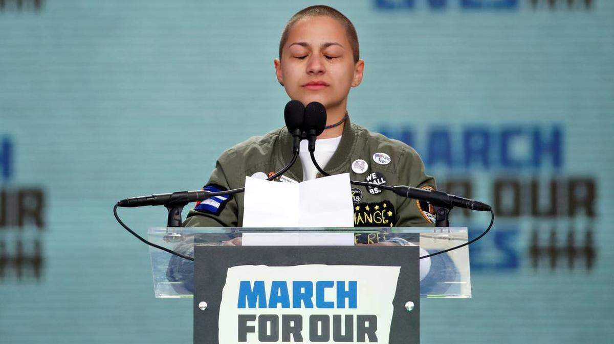 Emma Gonzalez, a survivor of the shooting at Marjory Stoneman Douglas High School in Parkland, Florida, cries during a ceremony honoring the victims of the D.C. Washington massacre. on March 24, 2018.