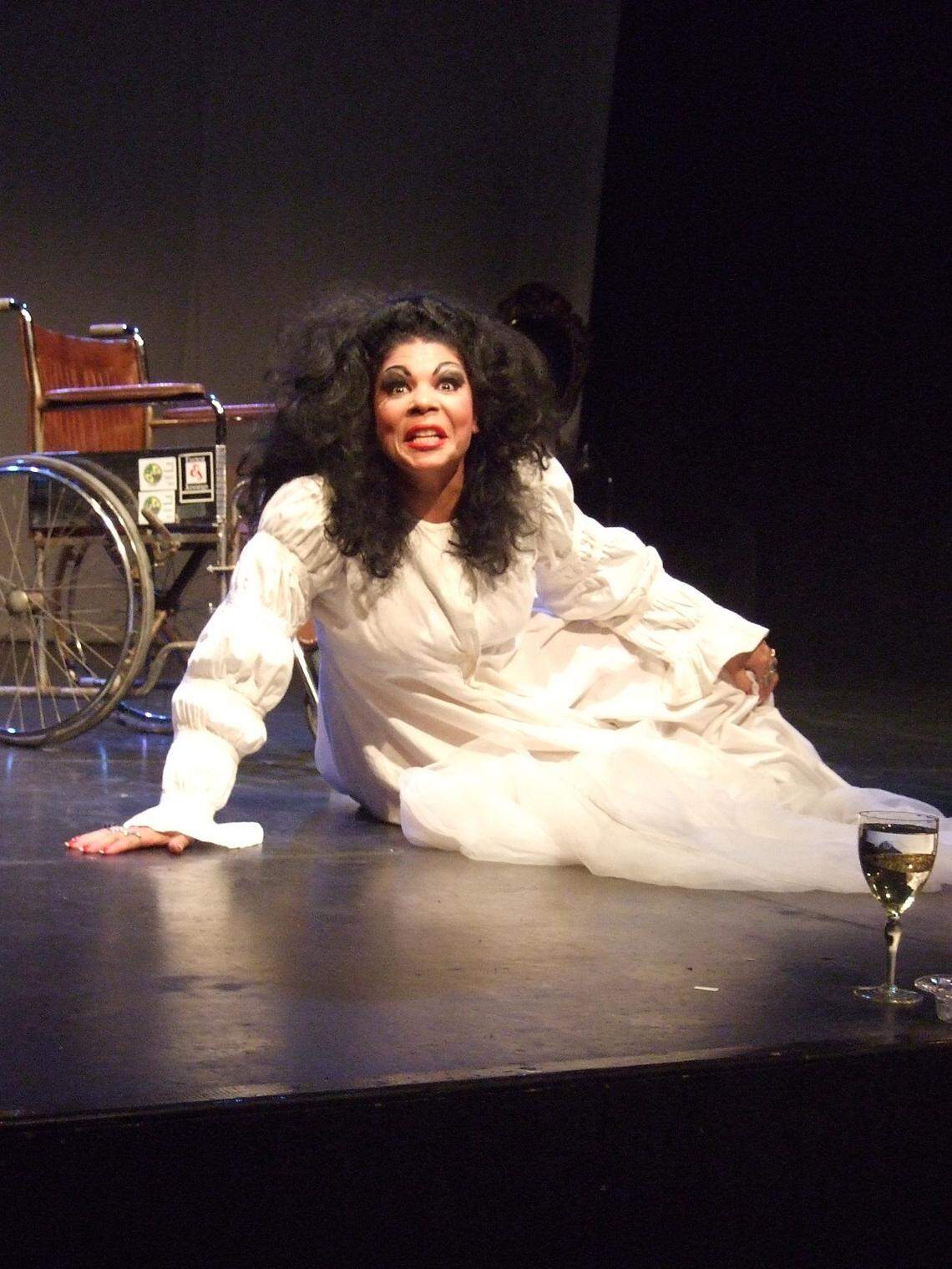 “La gran tirana”, con la actriz María Teresa Pina en una interpretación de La Lupe.