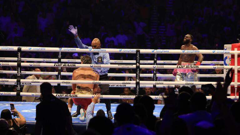 Nace una estrella: Jaron Ennis destroza a Xander Zayas y se corona como el nuevo rey superwelter