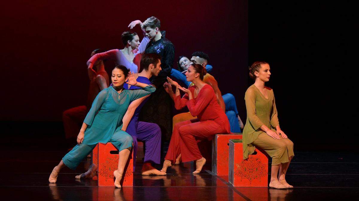 Los bailarines de Dance NOW! Miami. La compañía presentará “Clara”, de Hannah Baumgarten y Diego Salterini, el sábado 21 de diciembre en el Sanctuary of the Arts de Coral Gables.