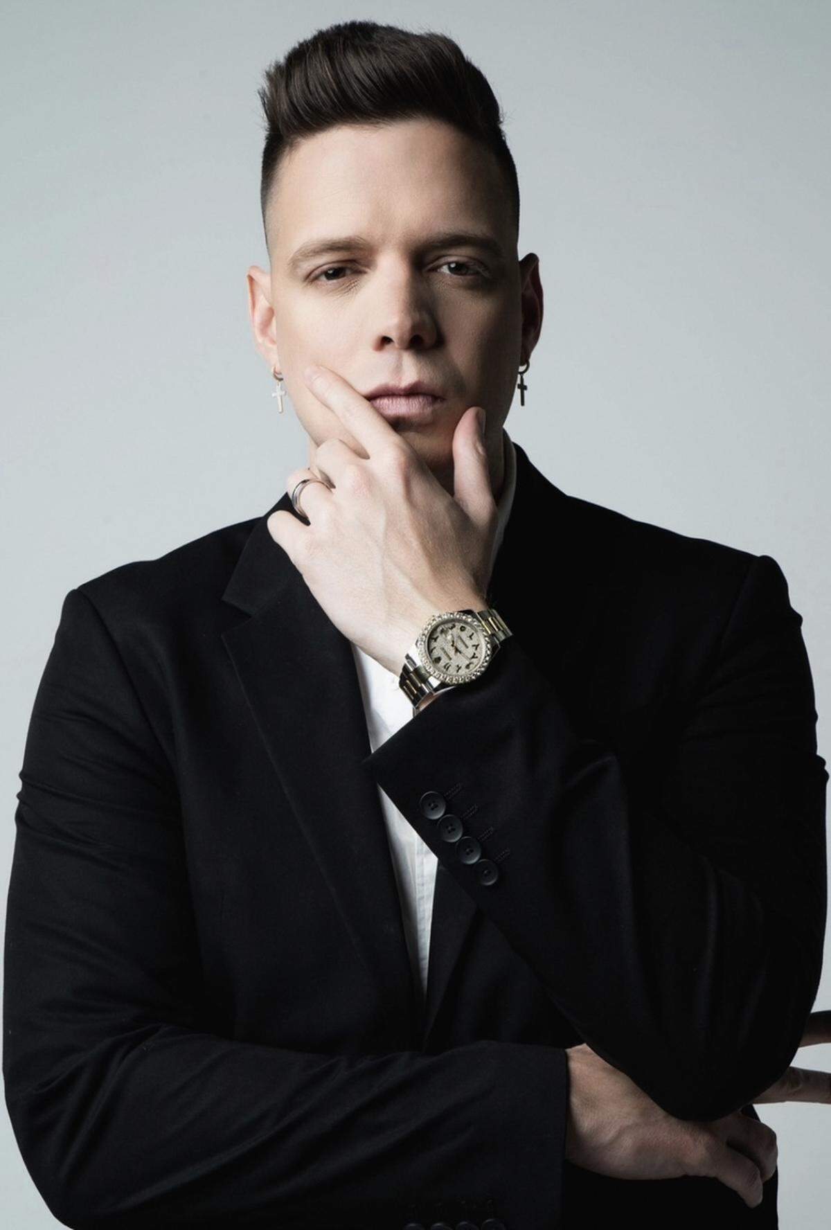 El actor resalta que en los shows de “El poder de un chisme” también se contará con la presencia de cantantes famosos.