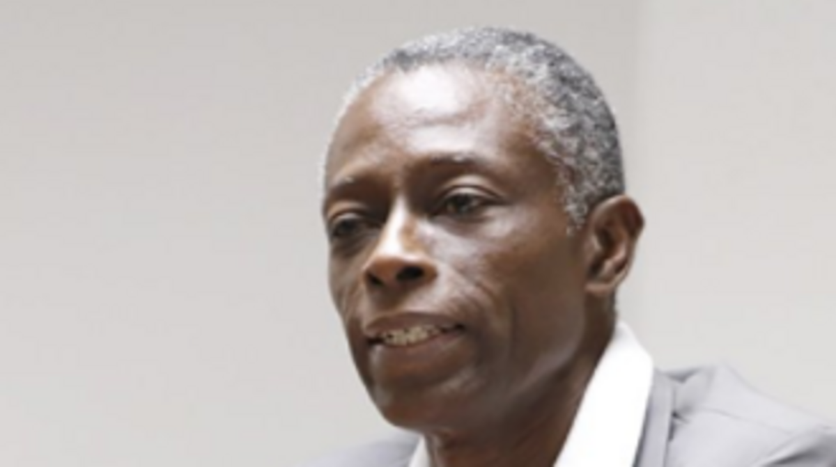 El exgimnasta Roberto León Richards relevó al veterano dirigente José Ramón Fernández en el cargo de presidente del Comité Olímpico Cubano (COC) durante la asamblea ordinaria de la organización.