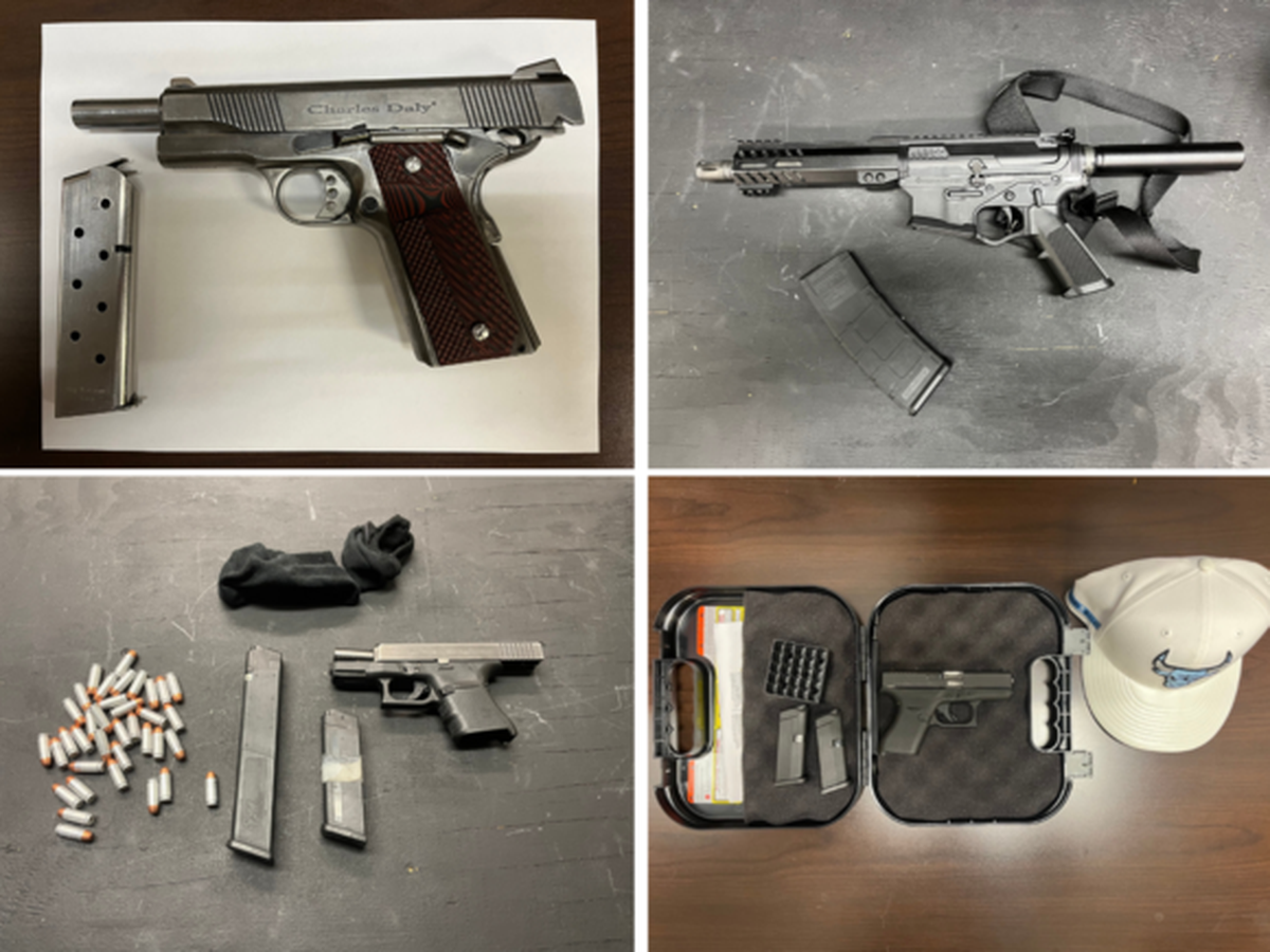 Agentes de la ATF incautaron 500 pastillas de MDMA, dos armas de fuego, cocaína, ketamina y metanfetamina. Departamento de Justicia el lunes.