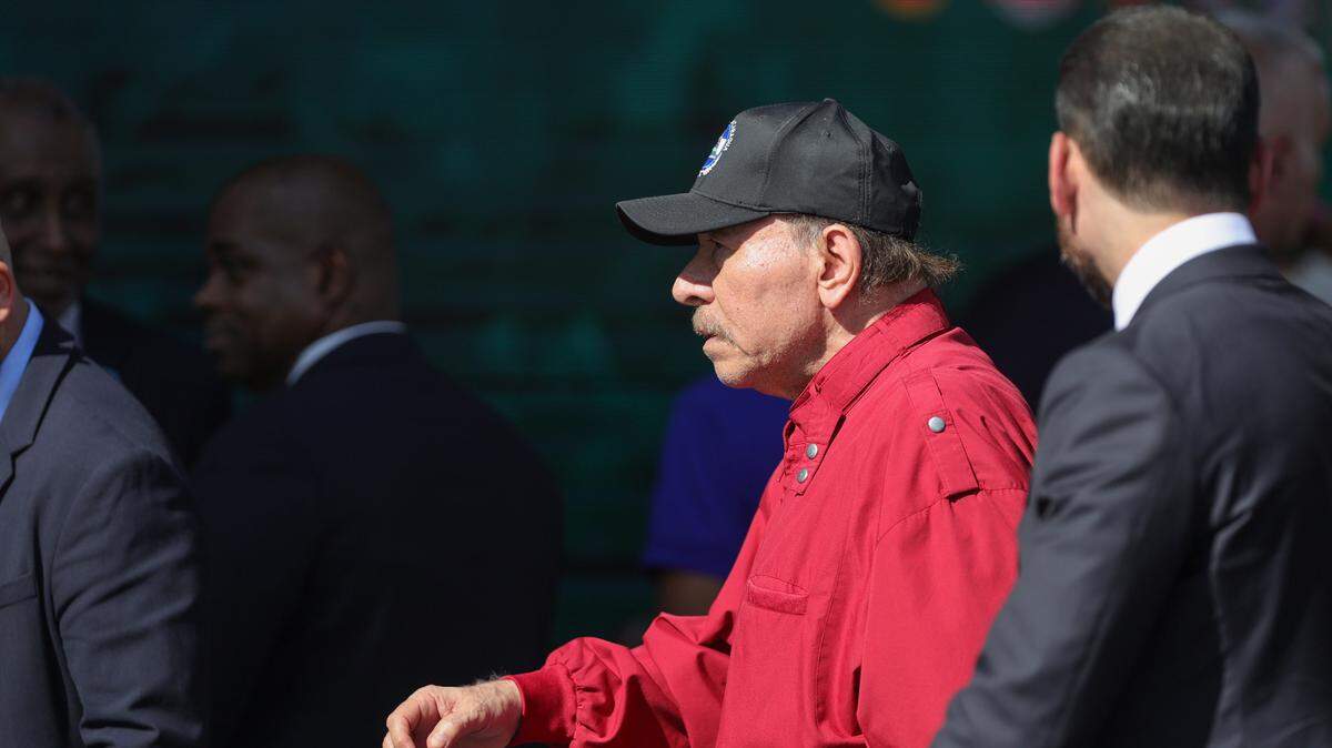 El dictador de Nicaragua Daniel Ortega durante su visita a Venezuela para la juramentación para un tercer mandato de Nicolás Maduro, el 10 de enero de 2025.