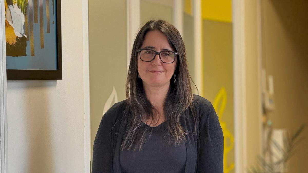 En una entrevista con EFE, la directora para las Américas de AI, Ana Piquer, sostuvo que Haití “está sumido en un contexto de violencia en el que las pandillas han desplegado abusos que van desde asesinatos y violencia sexual hasta ataques contra hospitales y escuelas”.