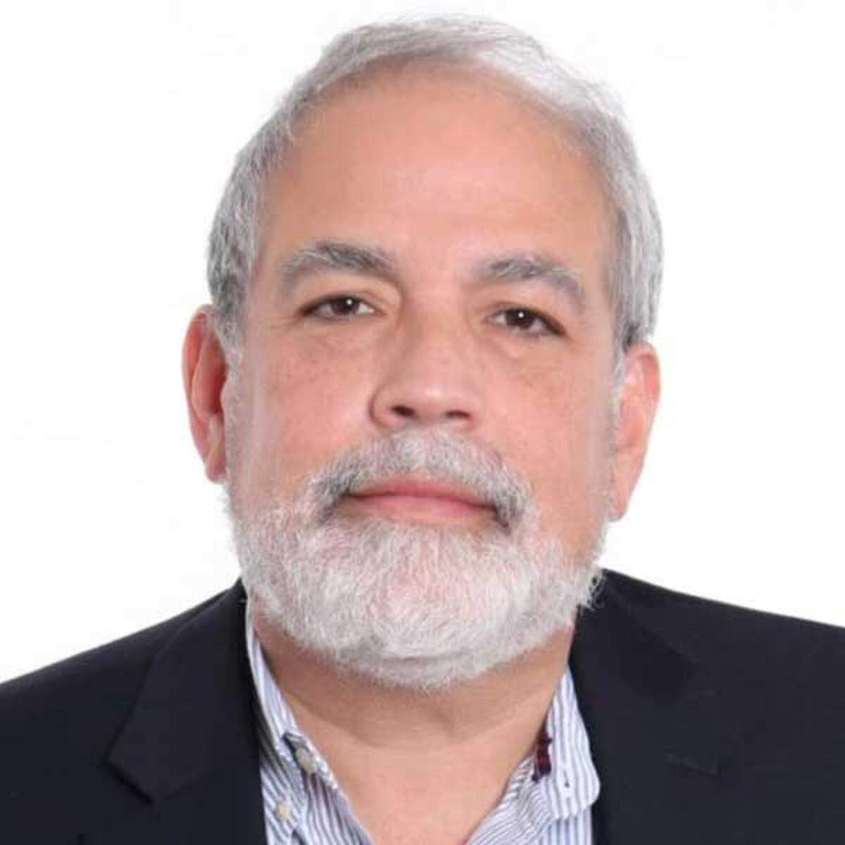 Javier Marín “En vivo desde América. Cómo la TV latina conquistó Estados Unidos” en el Miami Dade College Wolfson Campus el 20 de noviembre.