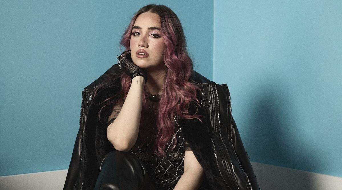 Ela Taubert lanza su anticipado álbum debut ‘Preguntas a las 11:11’