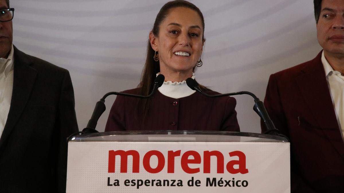 La aspirante del partido del presidente Andrés Manuel López Obrador, la exalcaldesa de la Ciudad de México, Claudia Sheinbaum, va por delante en las encuestas.