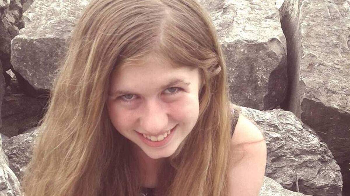 Jayme Closs, de 13 años, aparentemente fue vista en una estación de gasolina de Miami el lunes en la tarde. La Policía dice que no puede corroborar esa información.