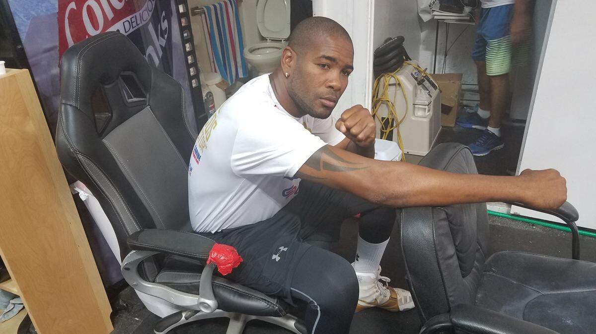 Si las condiciones médicas lo permiten, Yuniel Dorticós podrá tener su chance de ganar la Súper Serie Mundial del Boxeo el 16 de mayo, la nueva fecha elegida por los organizadores del evento después de la posposición del 21 de marzo.