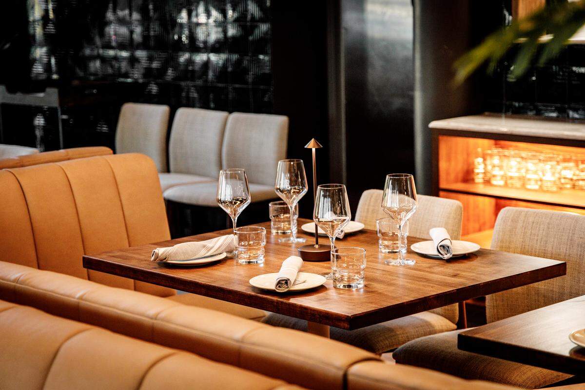 Old Cutler Inn es un lugar que puede atraer y satisfacer a una amplia gama de personas.