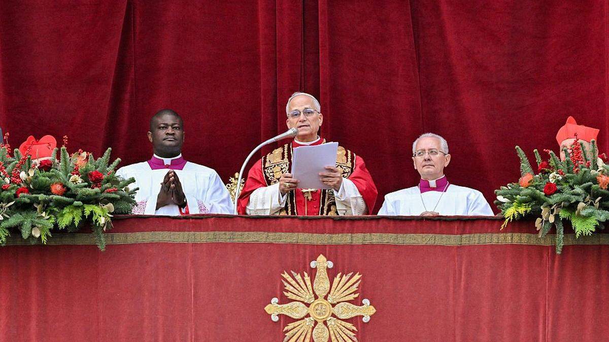 El papa León XIV pidió este jueves justicia, paz y estabilidad para el Líbano, Palestina, Israel y Siria, y que se encuentre el valor para dialogar de manera sincera, directa y respetuosa para acabar con la guerra en Ucrania.