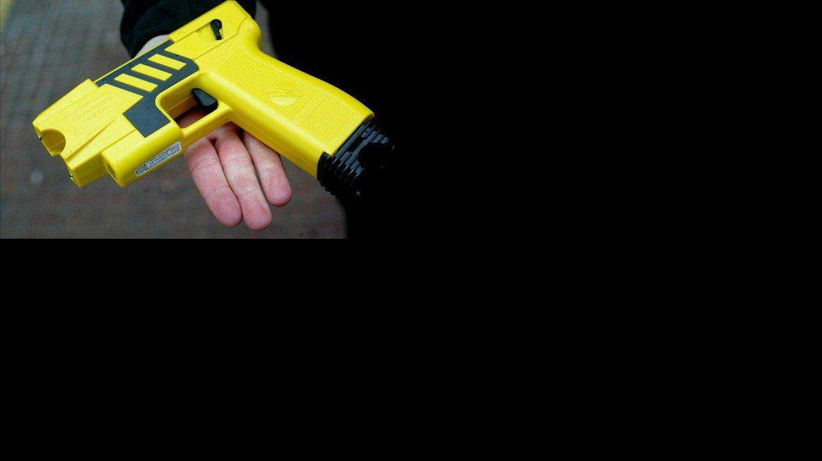 Imagen de una pistola policial "Taser". EFE/Archivo