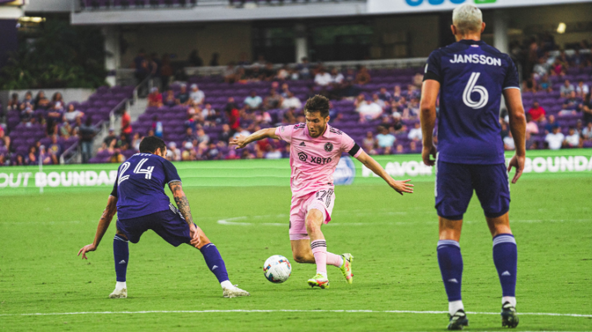 Luego de 120 minutos de intensa lucha y con el marcador empatado 1-1, Inter Miami cayó 4-2 en los penales contra el Orlando City y se quedaron en la ronda de los 16 en la US Open Cup Lamar Hunt, el torneo de fútbol más antiguo de Estados Unidos, la noche del martes en el Exploria Stadium, en Orlando.