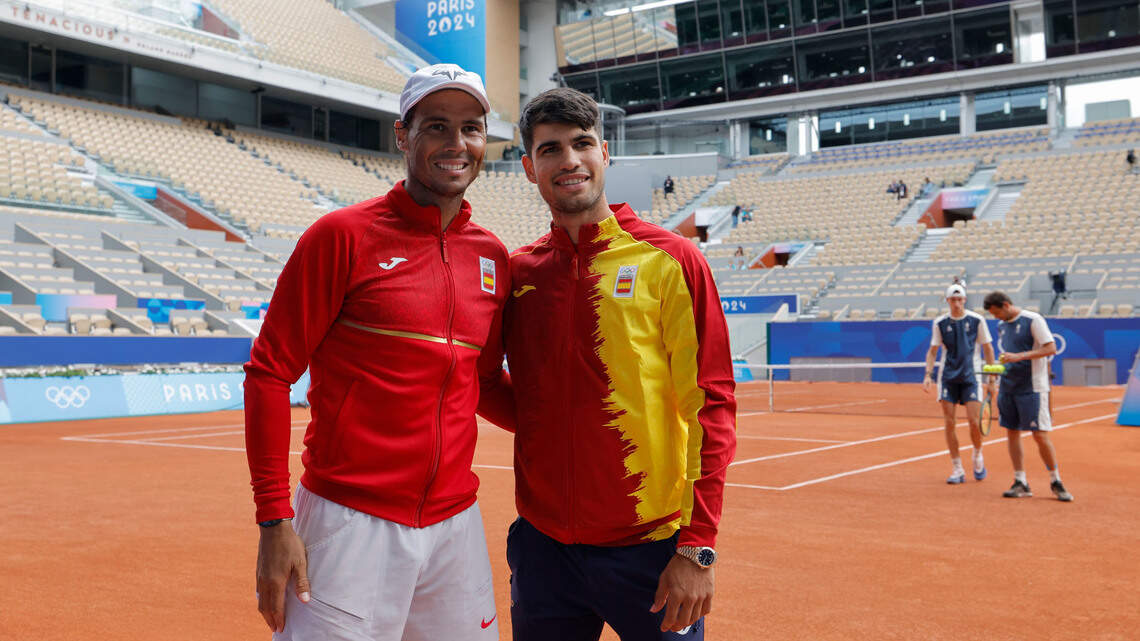 Nadal y Alcaraz causan furor tras su arribo a la Villa Olímpica en París