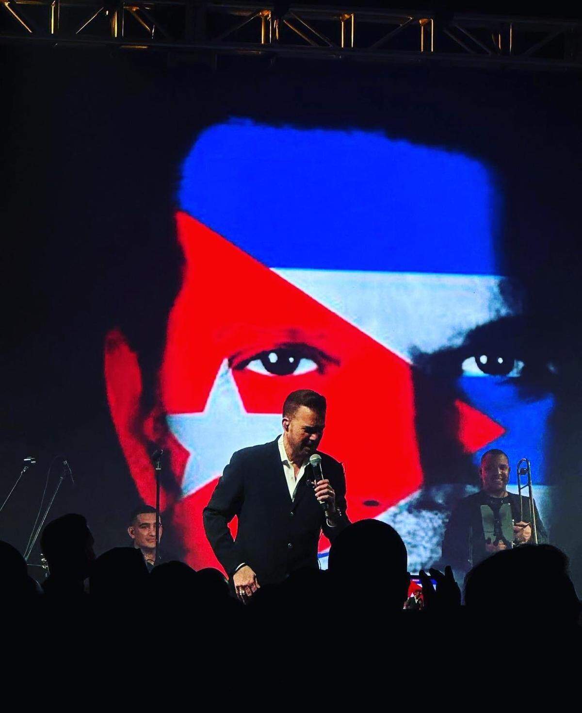 El documental ‘Chirino’, sobre la vida y la carrera del músico y cantante cubano, se estrena el 4 de abril en el Olympia Theater del downtown de Miami, como parte del Festival de Cine de Miami.