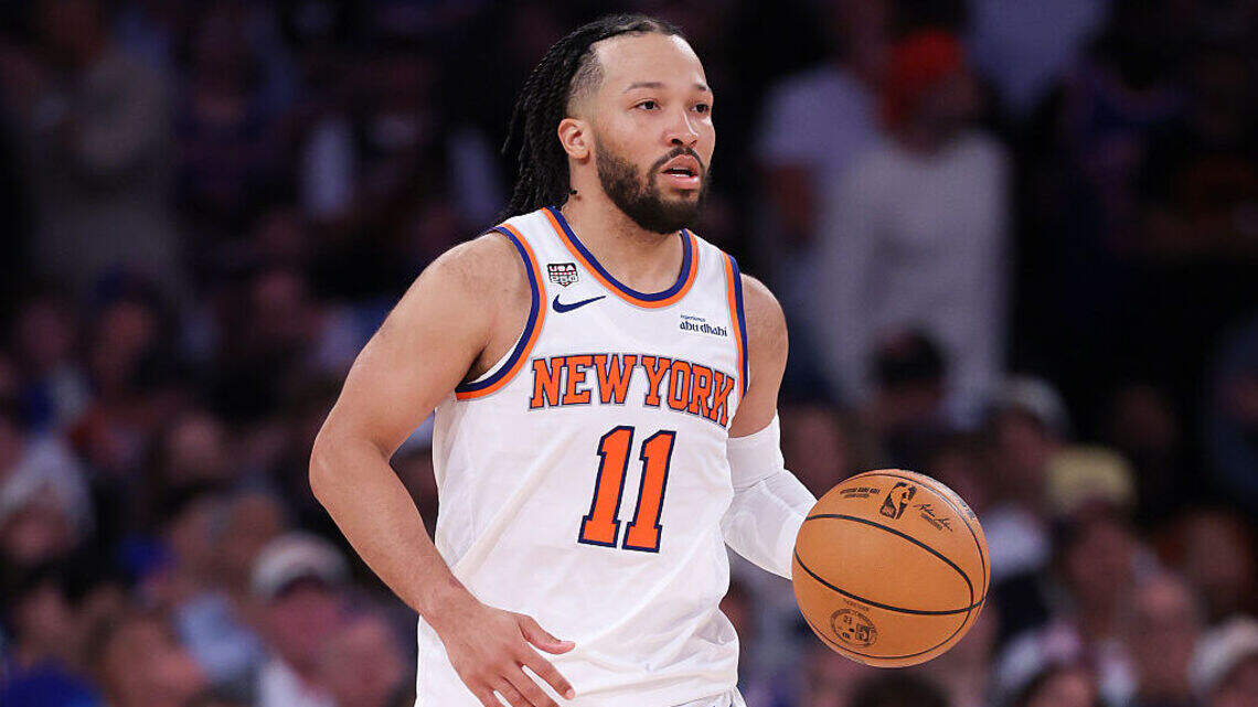Venta histórica: pagan un millón de dólares por camiseta de astro de los Knicks en Finales de la NBA 2026