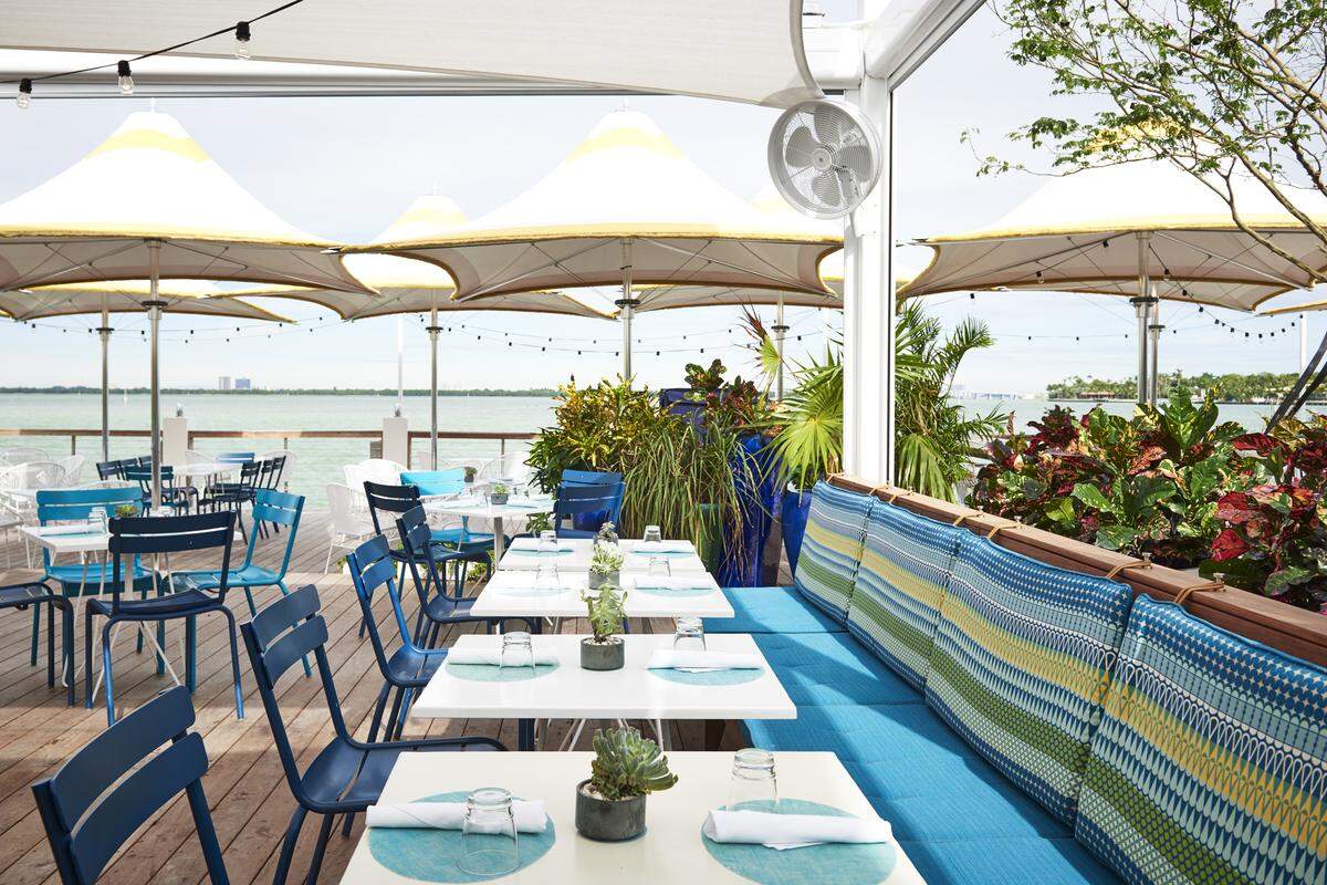 Lido Bayside Grill, The Standard Hotel de Miami Beach, presenta un menú especial de San Valentín.