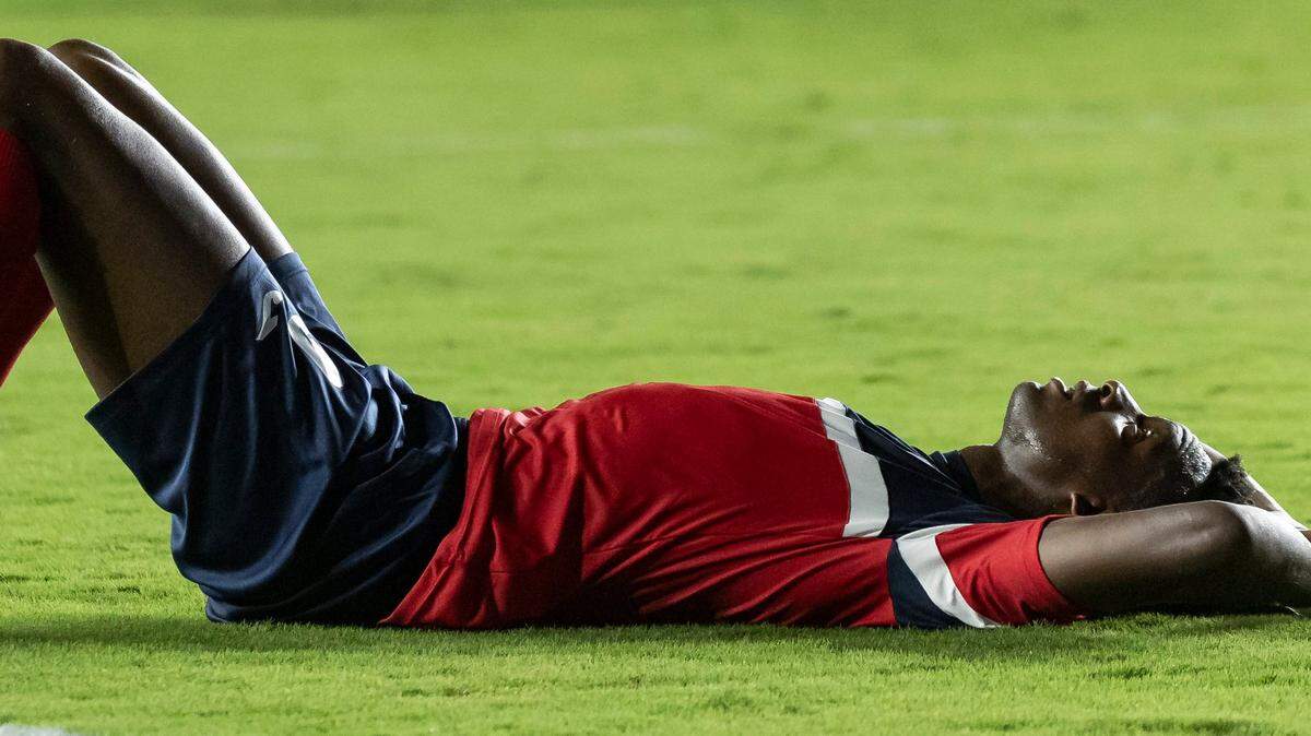 Foto de archivo. Maikel Reyes reacciona tras la derrota de Cuba ante Guatemala en la Copa Oro, en el partido celebrado el 27 de junio de 2023 en Fort Lauderdale, Florida.