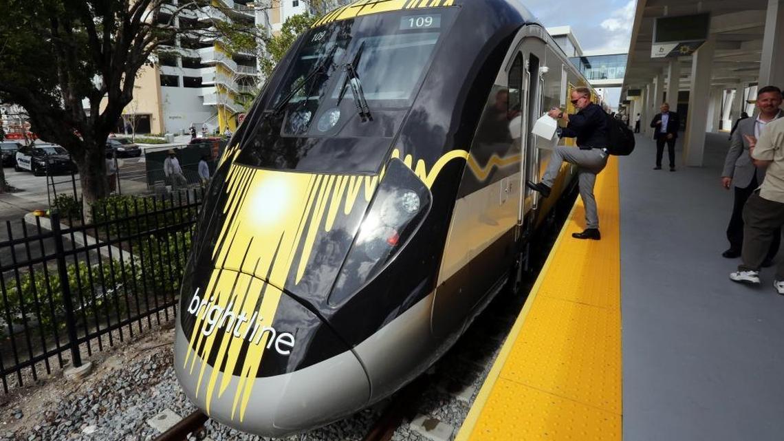 ¿Cuándo podrá viajar en tren de alta velocidad entre Orlando y Miami? Muy pronto