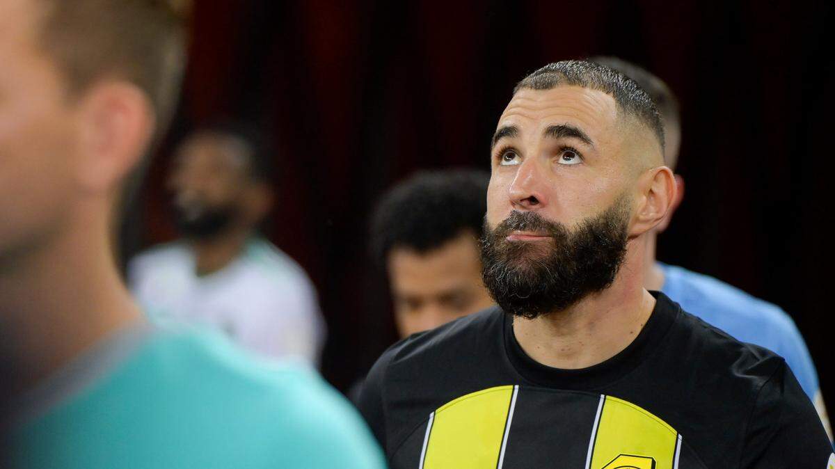 El francés Karim Benzema, Balón de Oro de 2022 y leyenda del Real Madrid, negó tener vínculos islamistas, como aseguró el ministro del Interior de Francia, Gérald Darmanin, y adelantó que se plantea denunciar por injuria al responsable gubernamental.