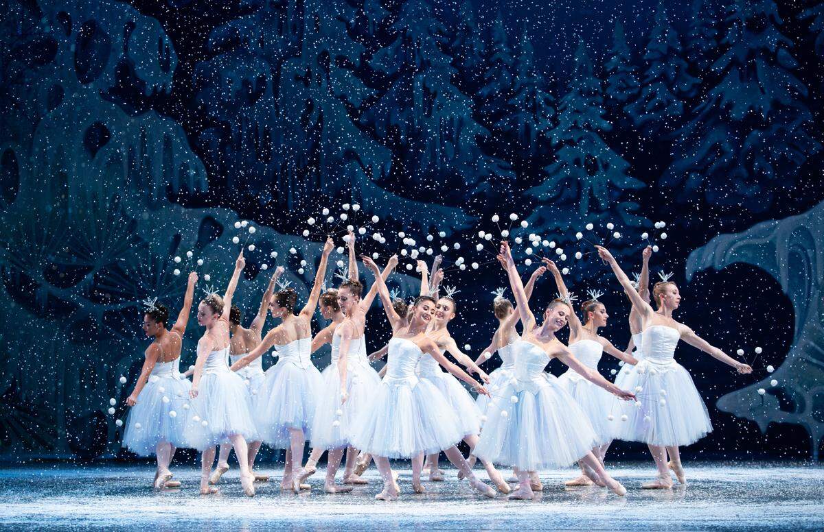 El “ballet blanco” de los copos de nieve.