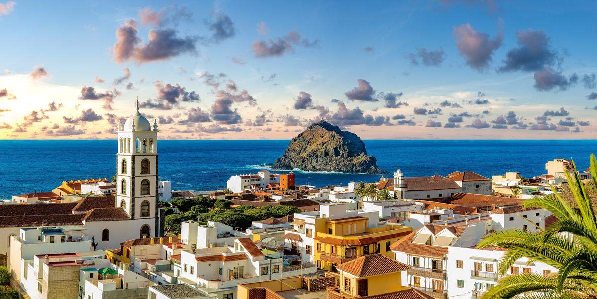 Tenerife, la más grande de las islas Canarias española, ofrece unas   excelentes condiciones climatológicas. 