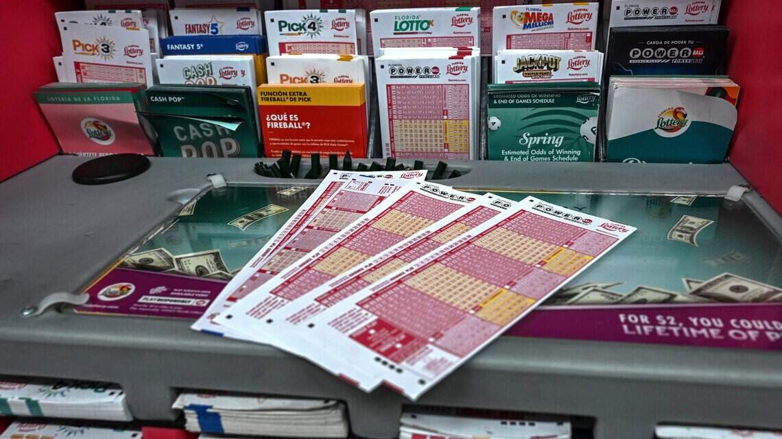 El premio mayor de Powerball se acerca a los $1,000 millones tras otro sorteo sin ganador