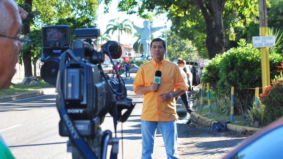 Detienen en Miami a periodista venezolano con solicitud de asilo pendiente