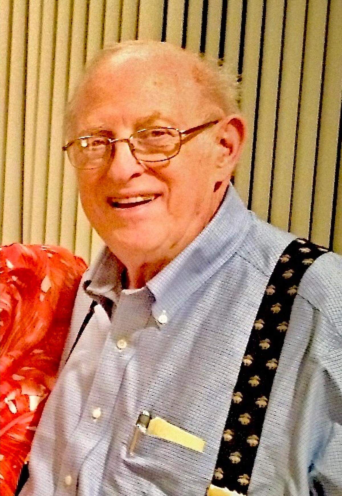Julian Kreeger (1940-2024).