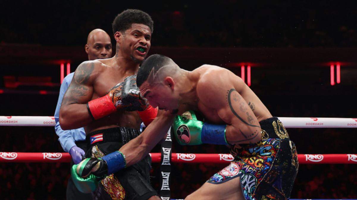 Shakur Stevenson se convirtió en tetracampeón tras dominar a Teófimo López con una exhibición técnica magistral, el sábado en Nueva York.