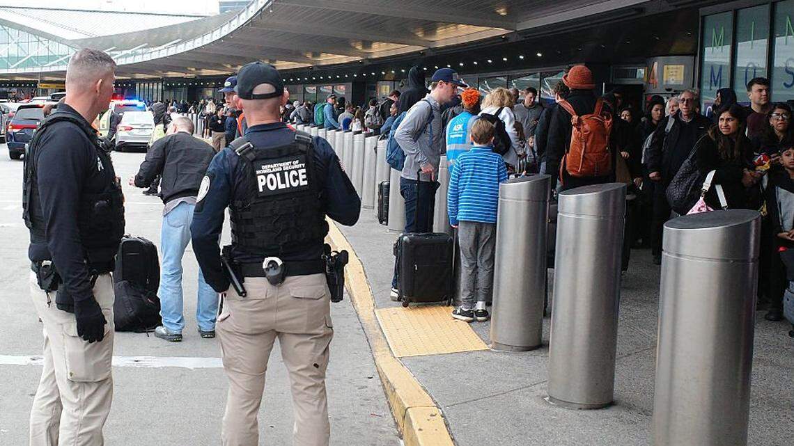 El Senado de EEUU aprueba presupuesto del Departamento de Seguridad pero excluye ICE