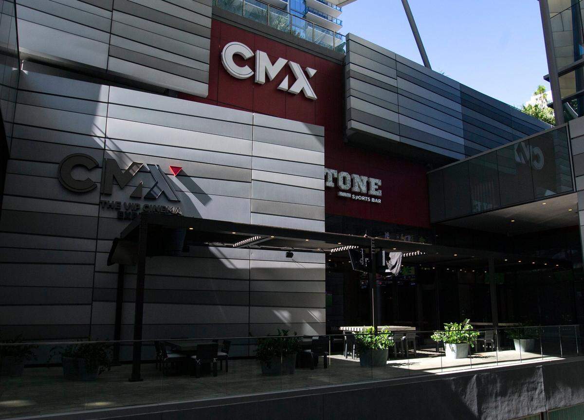 Situado en el tercer piso&nbsp;del Brickell City Centre, CMX Cinemas promete una “experiencia de cine VIP”. 