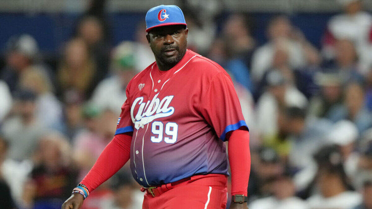 El entrenador de pitcheo Pedro Luis Lazo es uno de los ocho integrantes de la delegación cubana al Clásico Mundial de Béisbol que no recibieron el visado para asistir al evento. 