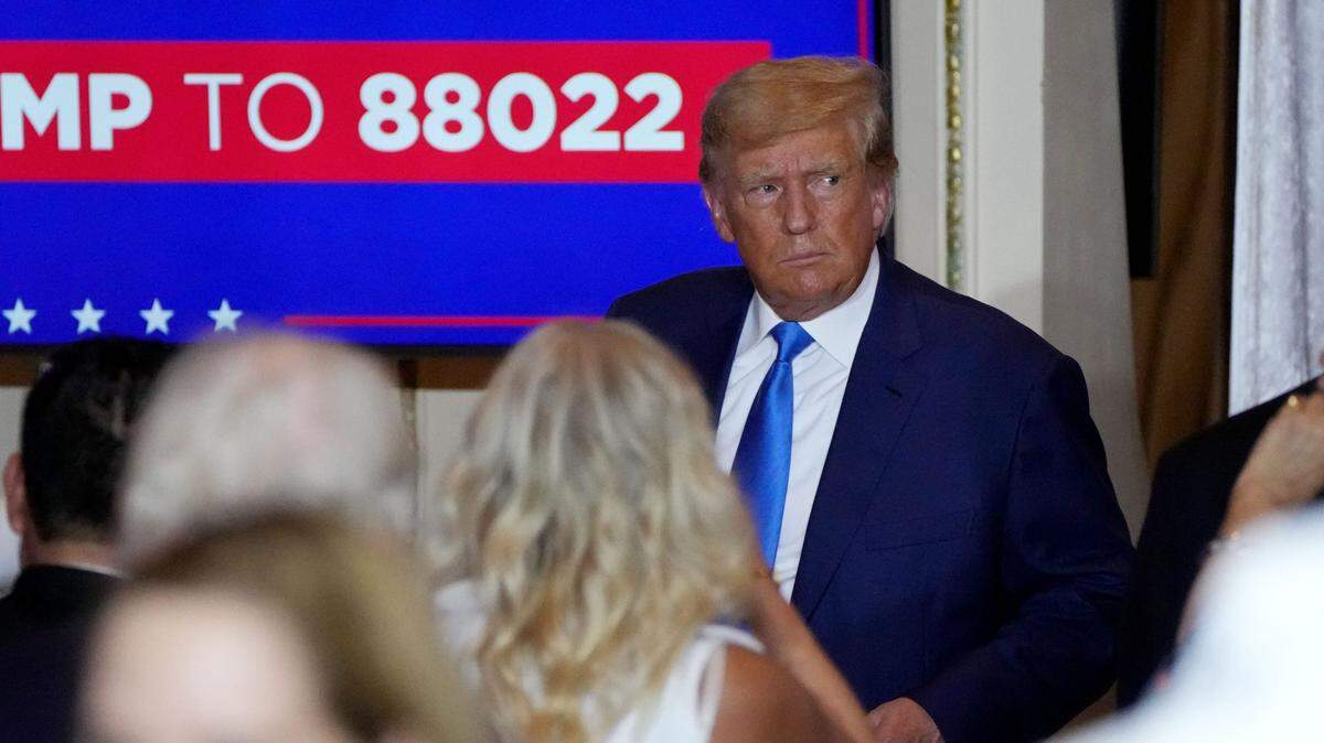 Former President Donald Trump has escalated his rhetoric of violence, suggesting shoplifters should be shot.