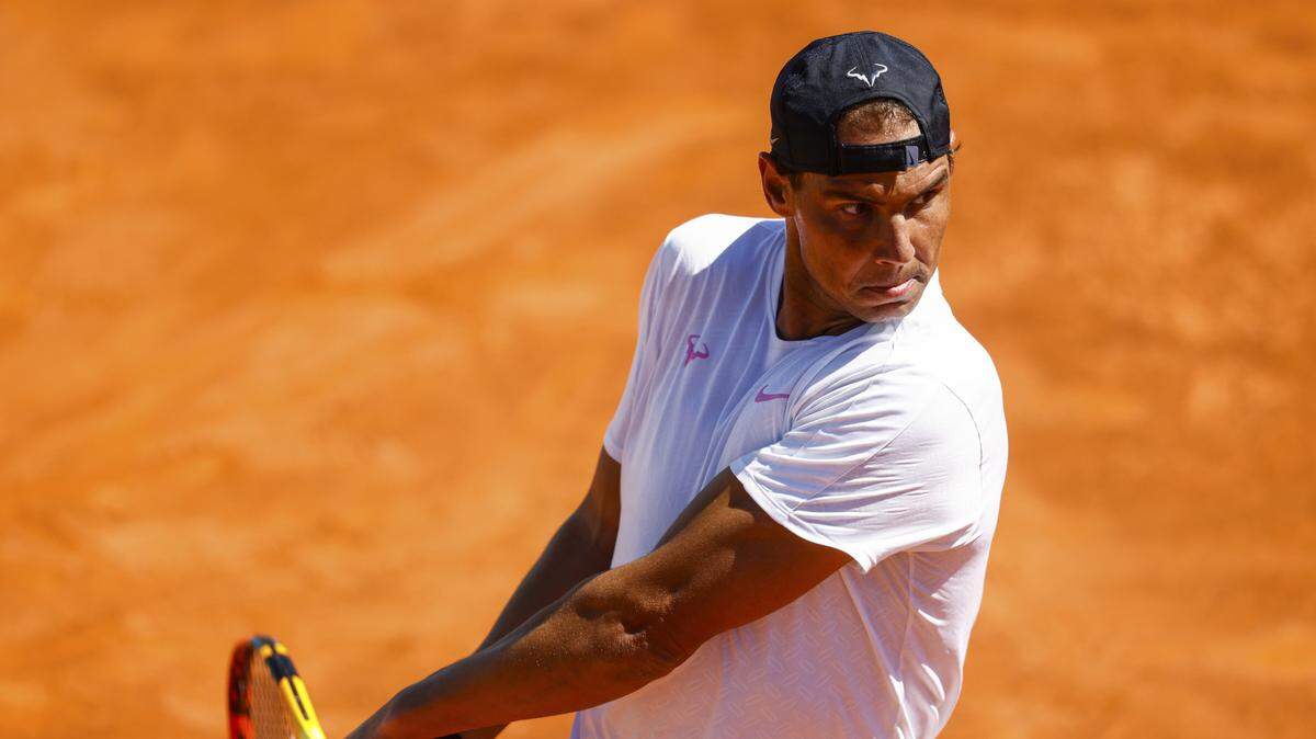 Rafael Nadal se estrenó con victoria este jueves en el Masters 1000 de Madrid al imponerse con comodidad al joven estadounidense Darwin Blanch 6-1, 6-0 para su entrada en liza en el torneo.