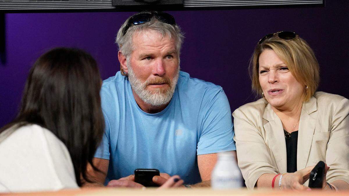 Foto de archivo. Brett Favre, miembro del Salón de la Fama del football y leyenda de los Packers de Green Bay de la NFL, anunció este martes que fue diagnosticado con la enfermedad de Parkinson.