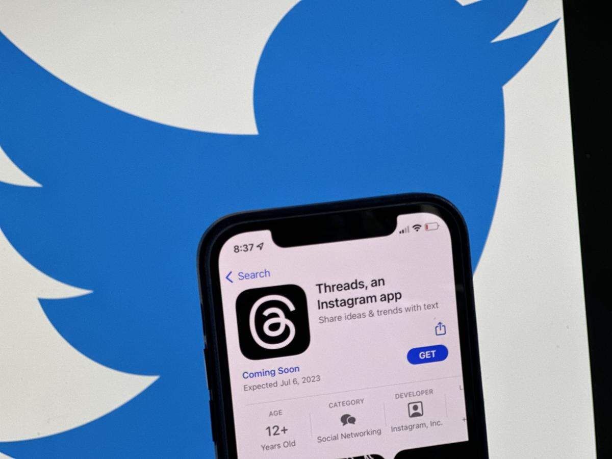 Las funciones y los fallos, los aciertos y los errores de Twitter, X, Mastodon, Threads y Bluesky están revelando que la cuestión central no es a qué plataforma hay que irse, sino hasta qué punto se han asimilado las lecciones de esta historia para que no se vuelva a repetir de forma cíclica.