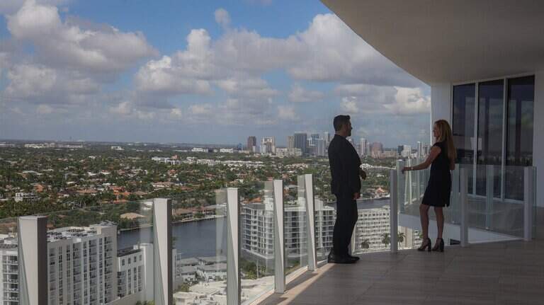 Another sign of trouble? South Florida condo sales drop by double-digits, report shows