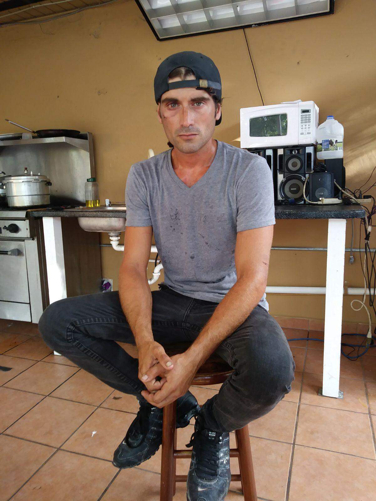 Hendel “Noelito” Cardo a los tres meses de haber comenzado el programa “Casa Rescate” de la Iglesia Rescate que lo ayudó a regenerar su vida, luego de vivir en las calles durante casi una década, como consecuencia de su adicción a las drogas