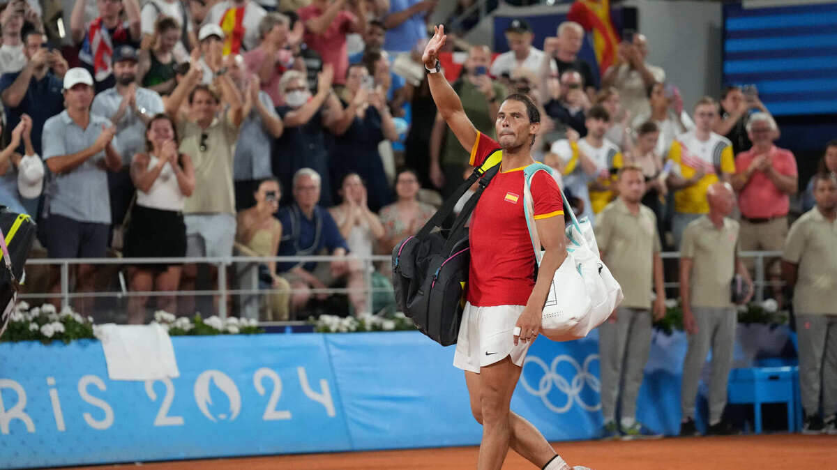 El anuncio de la retirada de la leyenda del tenis español Rafael Nadal dio pie a una oleada de reconocimiento de figuras del deporte mundial al jugador que se alzó con 22 títulos de Grand Slam y dos medallas de oro olímpicas.