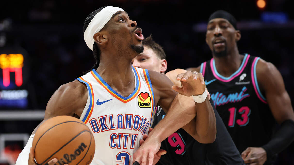 El Heat da la sorpresa y derrota sin tres de sus jugadores clave a los campeones de la NBA en un juego épico
