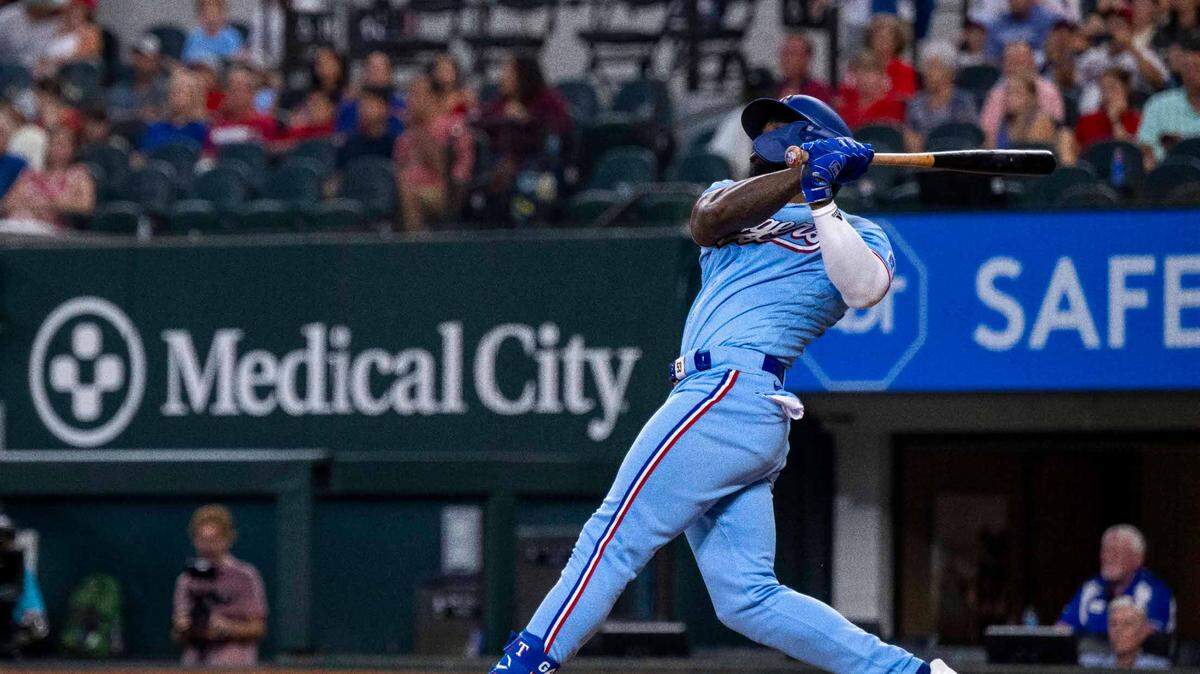 El cubano Adolis García bateó cuadrangular para abrir la parte baja de la novena entrada después de haberse ponchado cuatro veces, dándole a los Rangers de Texas una victoria por 6-5 sobre los Mellizos de Minnesota el domingo.