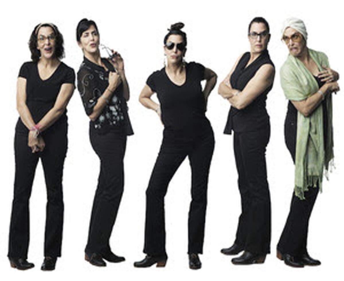 ¡FUÁCATA!&nbsp;o La guía de una latina para sobrevivir al universo en el Miracle Theater.