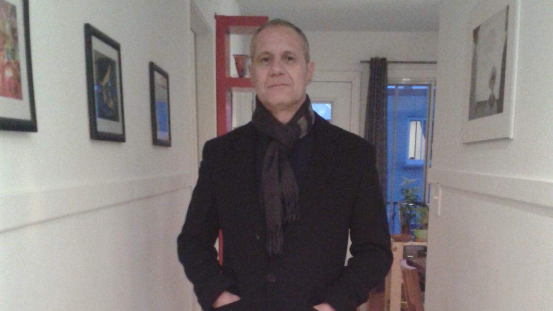 El escritor cubano Francisco García González presenta su libro de cuentos ‘Asesino en serio’, el 23 de agosto en el Museo de Coral Gables.