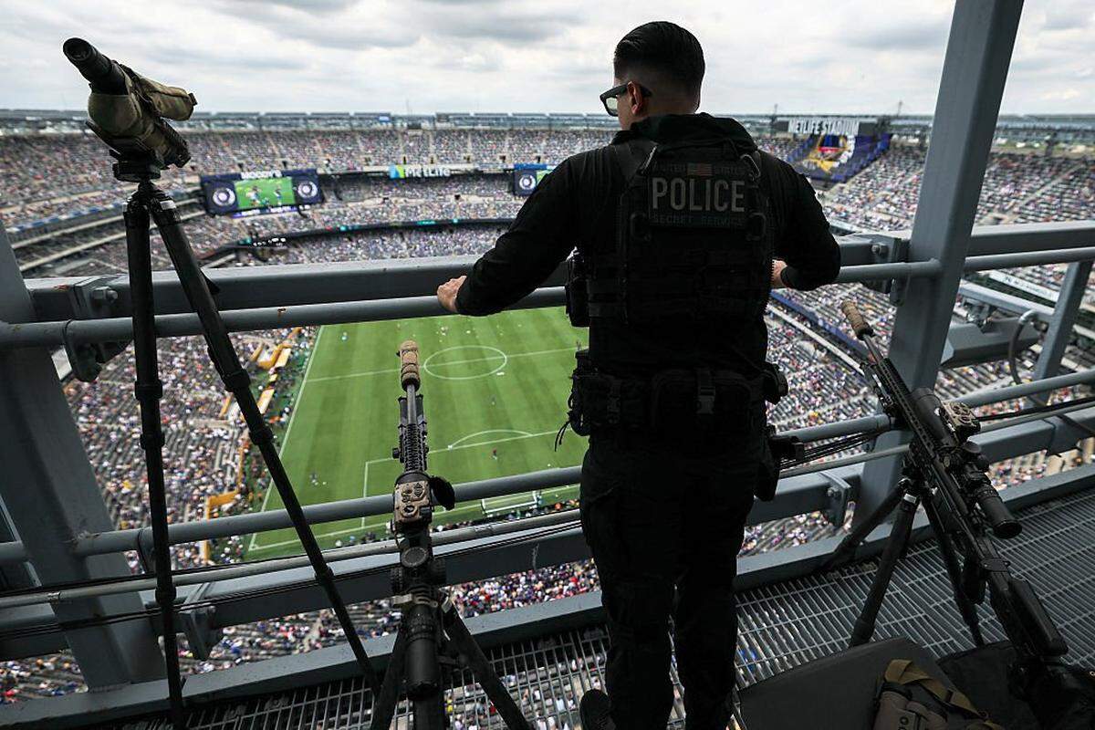 A US Secret Service sniper stands guard ahead of the FIFA Club World Cup 2025 final football match between England's Chelsea and France's Paris Saint-Germain at the MetLife Stadium in East Rutherford, New Jersey on July 13, 2025. (Photo by CHARLY TRIBALLEAU / AFP) (Photo by CHARLY TRIBALLEAU/AFP via Getty Images)