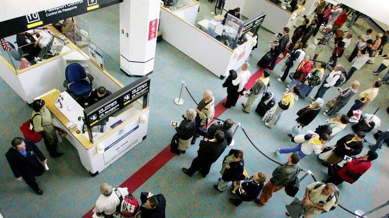 ¿Es el momento ‘dorado’ del ESTA? Gobierno de Trump beneficia a estos países con exención de visas
