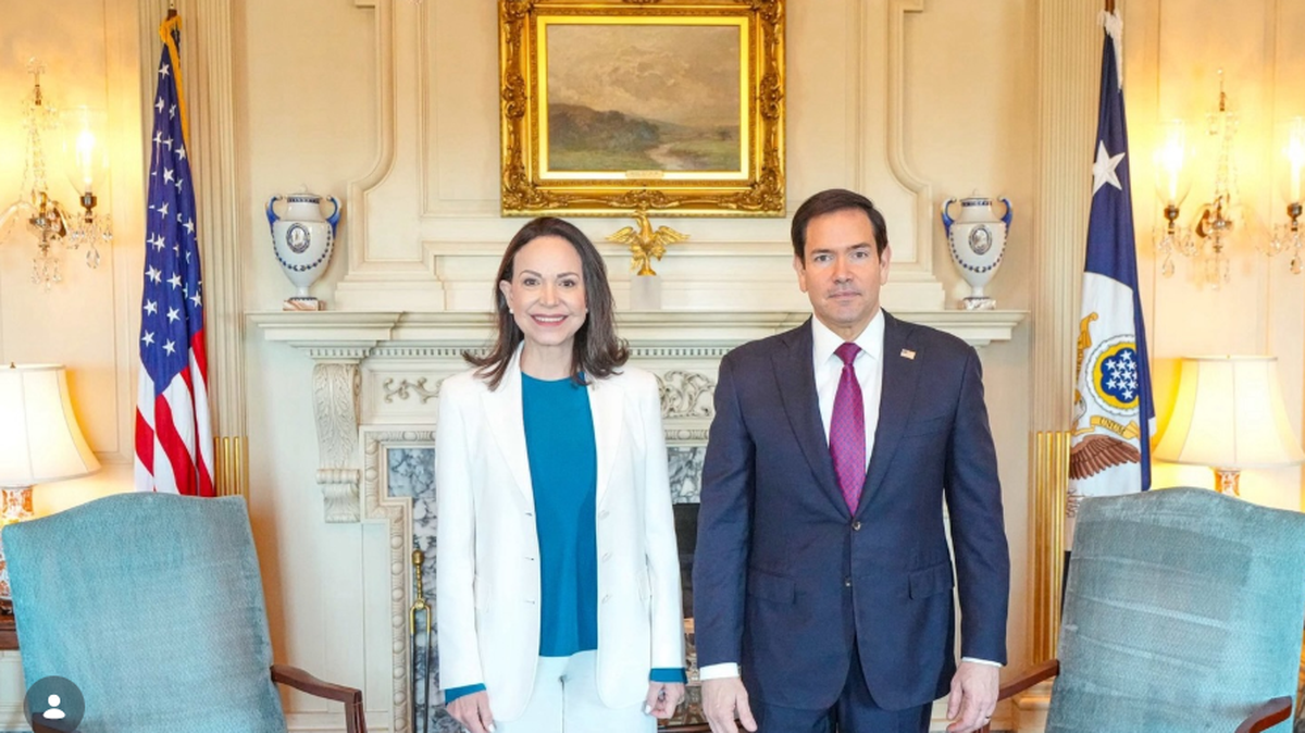 La líder opositora venezolana María Corina Machado posa junto al secretario de Estado de EEUU, Marco Rubio, en una foto compartida en Instagram el martes, 31 de marzo de 2026. La reunión fue en Washington, DC.