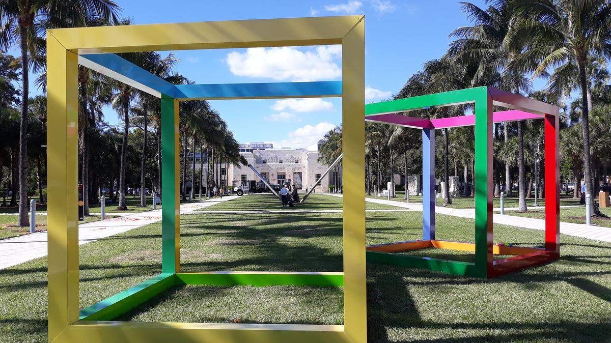 Proyecto ‘Disrupción’, Buenos Aires, ‘Cities Program’, Art Basel Miami Beach. Explanada del Bass Museum, Miami.