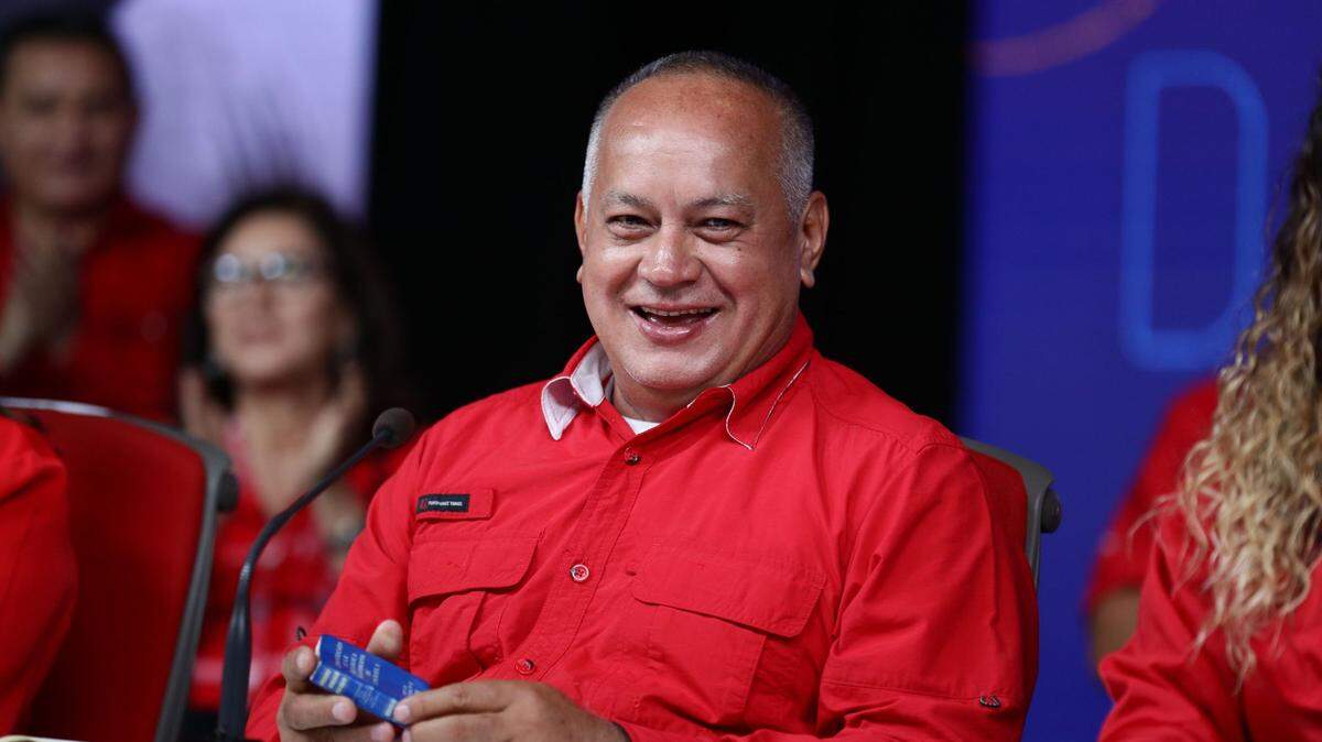 Foto de archivo. El ministro de Interior de Venezuela, Diosdado Cabello, aseguró este miércoles que en el primer grupo de deportados desde Estados Unidos no viajaron miembros de la temida banda Tren de Aragua, declarada organización terrorista por el gobierno de Donald Trump.